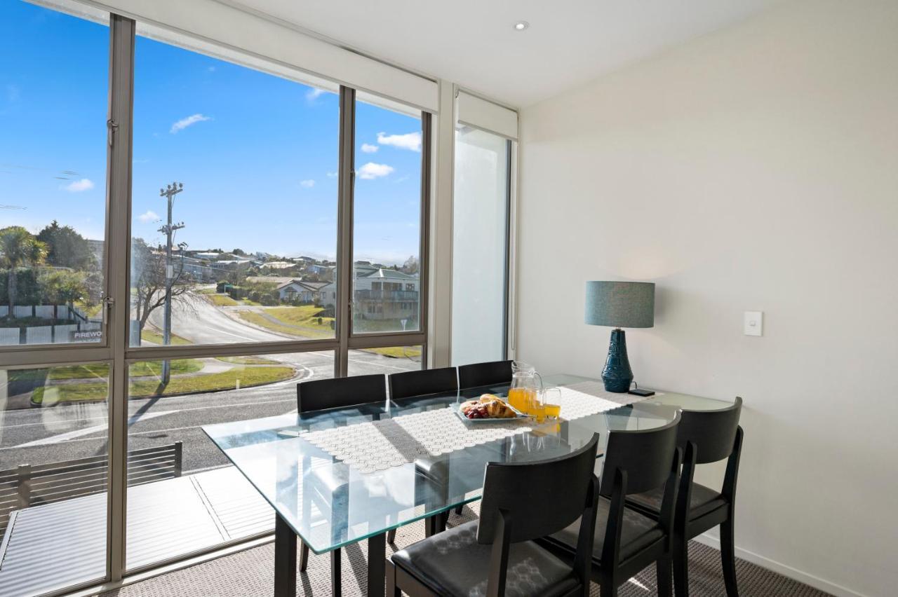 Marina View Apartment - Taupo Bagian luar foto