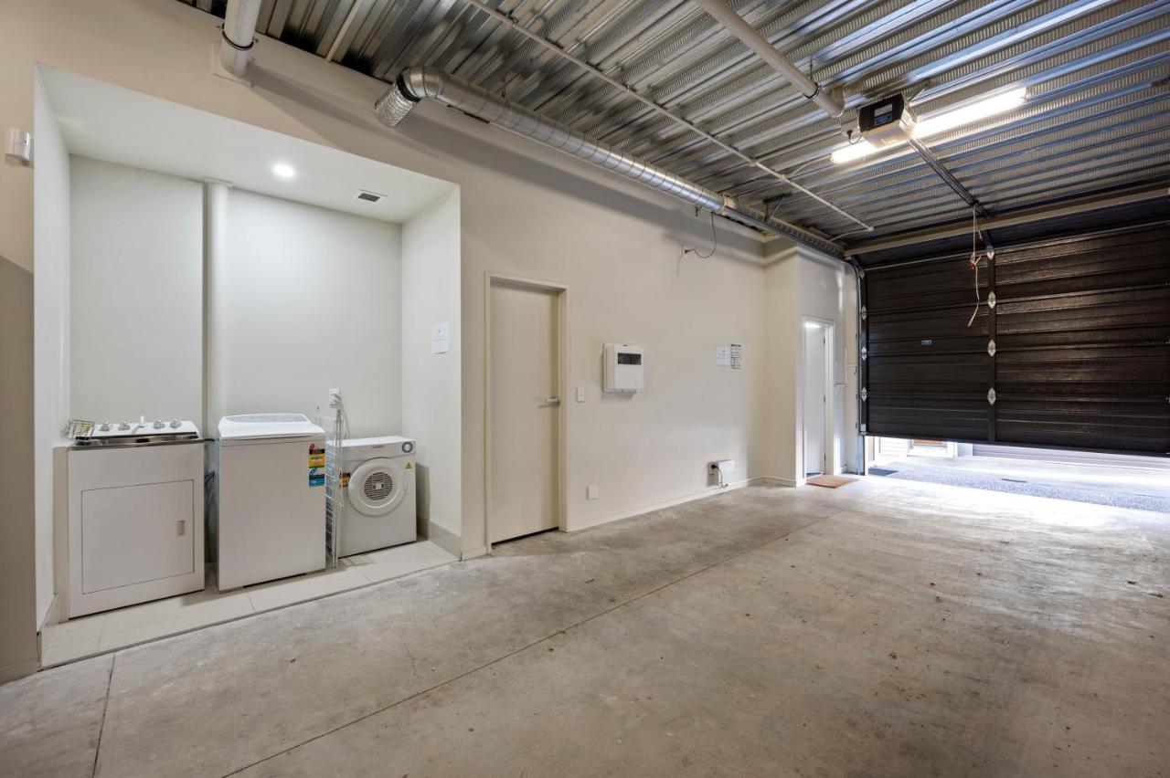 Marina View Apartment - Taupo Bagian luar foto