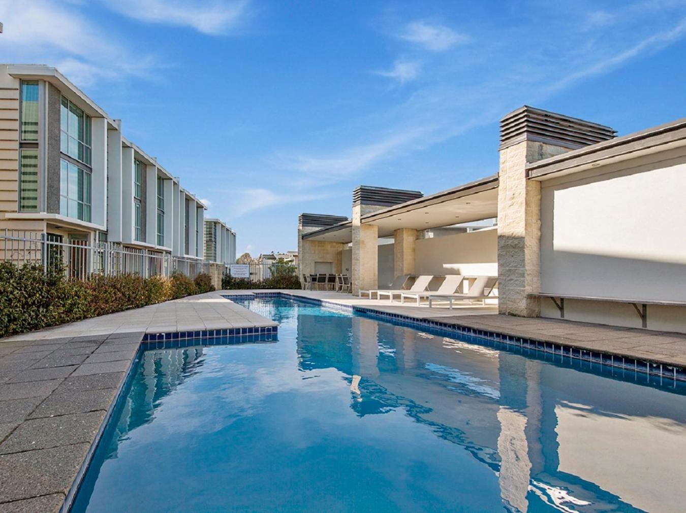 Marina View Apartment - Taupo Bagian luar foto
